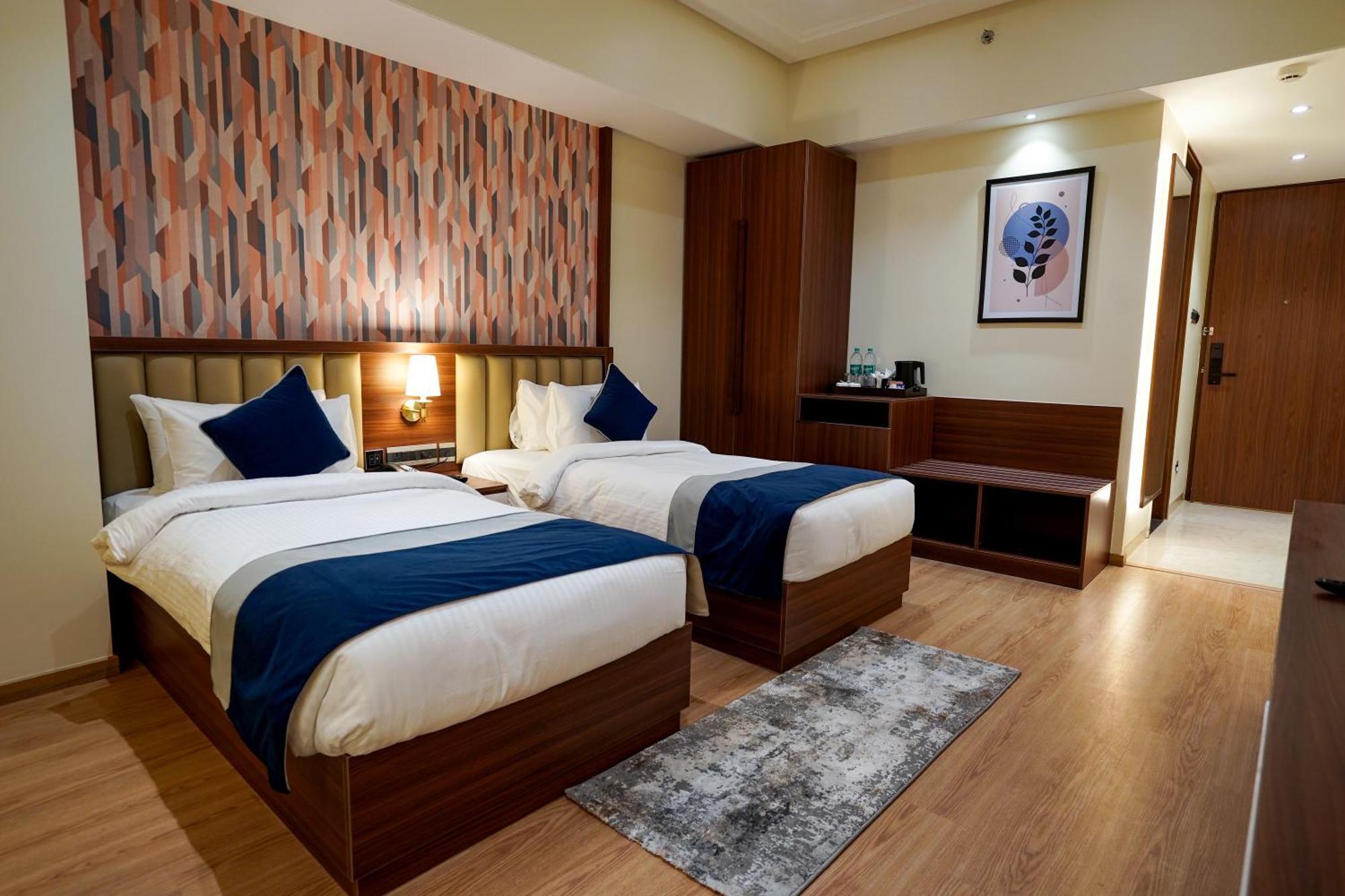 Hotel M2 Square By Monday Premium à Nagpur Extérieur photo