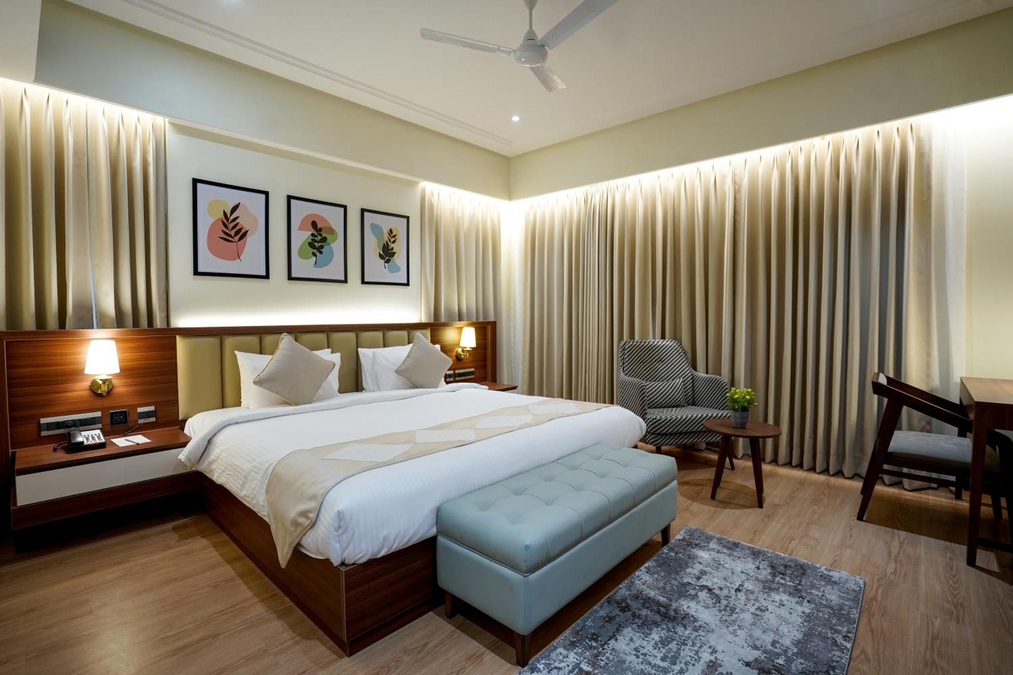 Hotel M2 Square By Monday Premium à Nagpur Extérieur photo